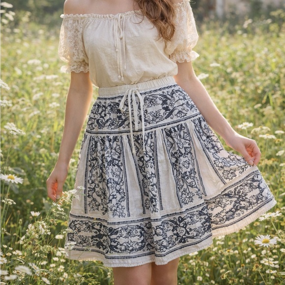 Max Studio Dresses & Skirts - Max Studio Embroidered Cotton Boho Skirt White Navy Tie Waist Medium